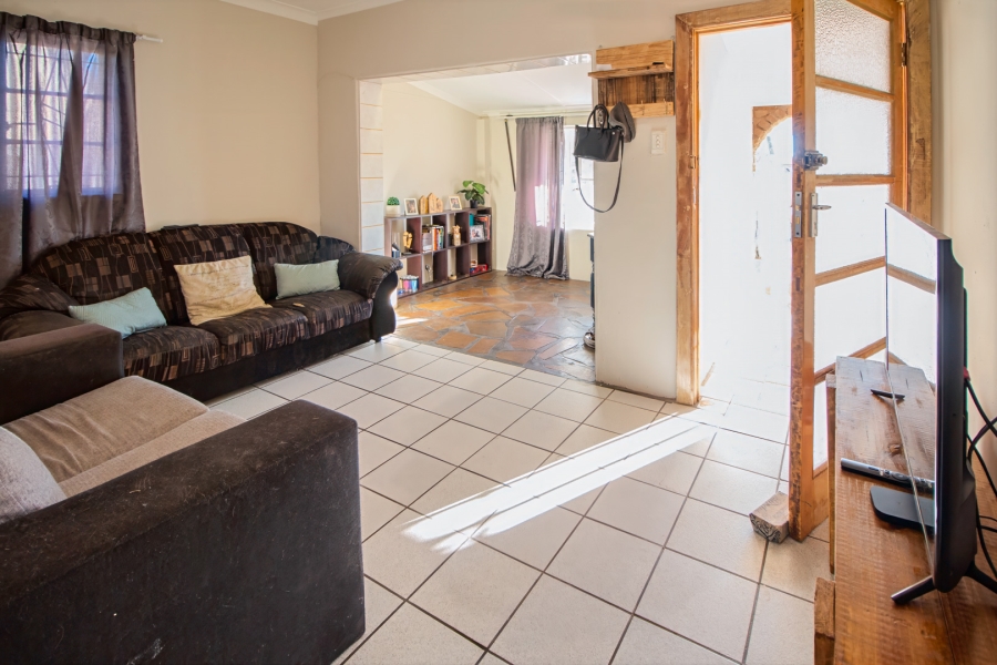 2 Bedroom Property for Sale in Flora Park Northern Cape